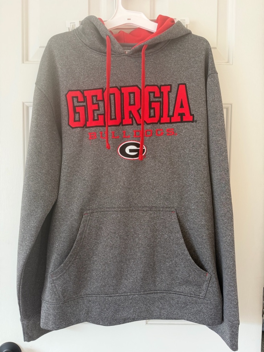 Georgia Bulldogs Gray & Red Hooded Sweatshirt - Section 101 Majestic